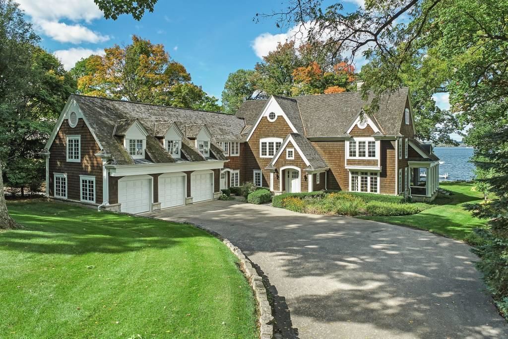 No. 3 W4458 Basswood Drive, Linn sold for $5.9 million